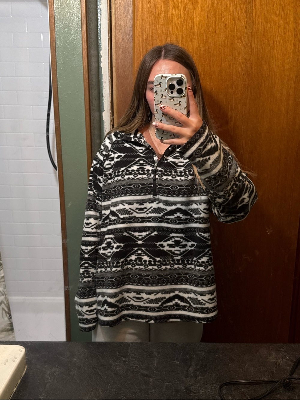 Eddie Bauer Women’s XXL Black White Aztec Fleece Quarter Zip